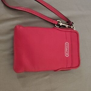 Vintage Coach Magenta/Silver Leather Wristlet